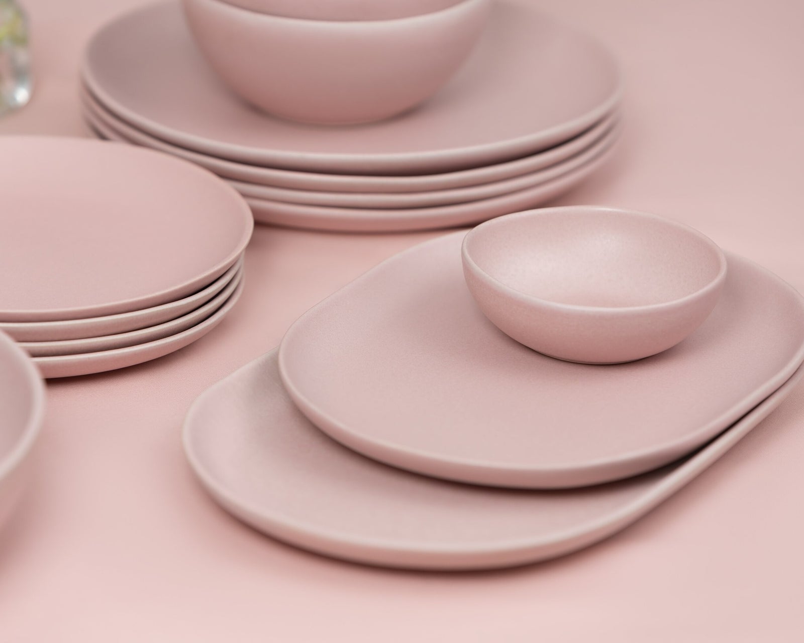 Serving bowls